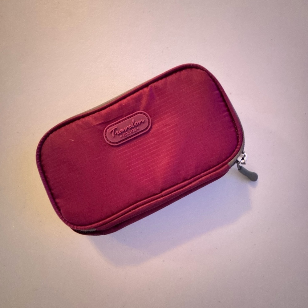 Travelon | Tech organizer travel bag.